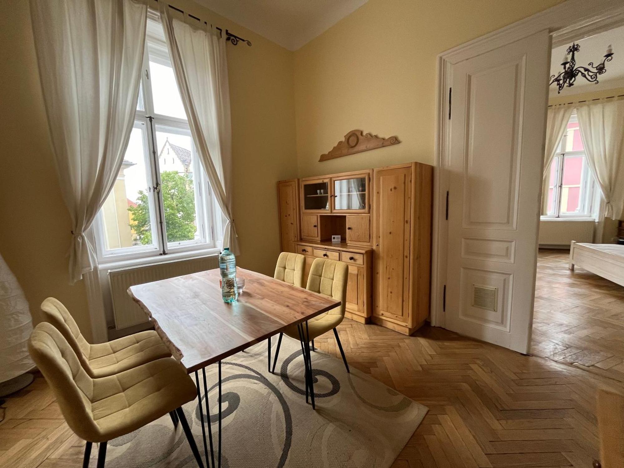 Main Square Apartment Sibiu Exteriör bild
